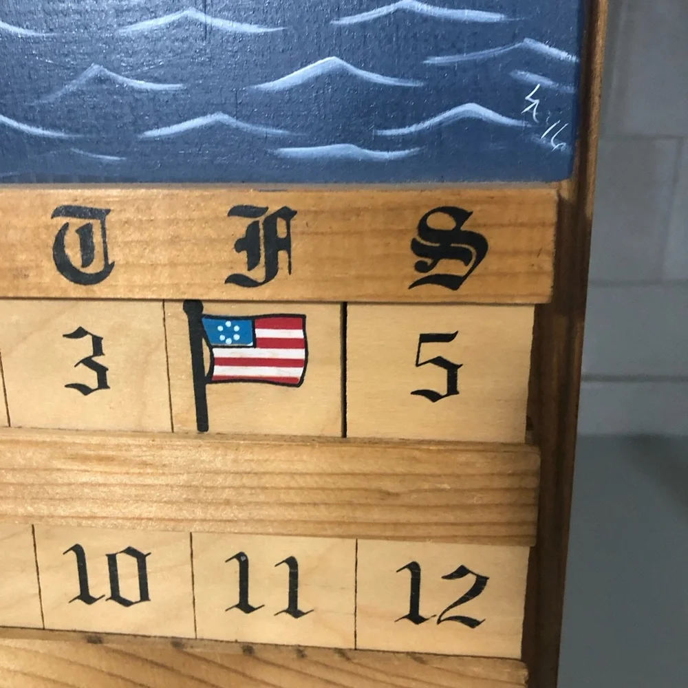 Vintage Wooden Perpetual Calendar Noah's Ark - Picture 12 of 16